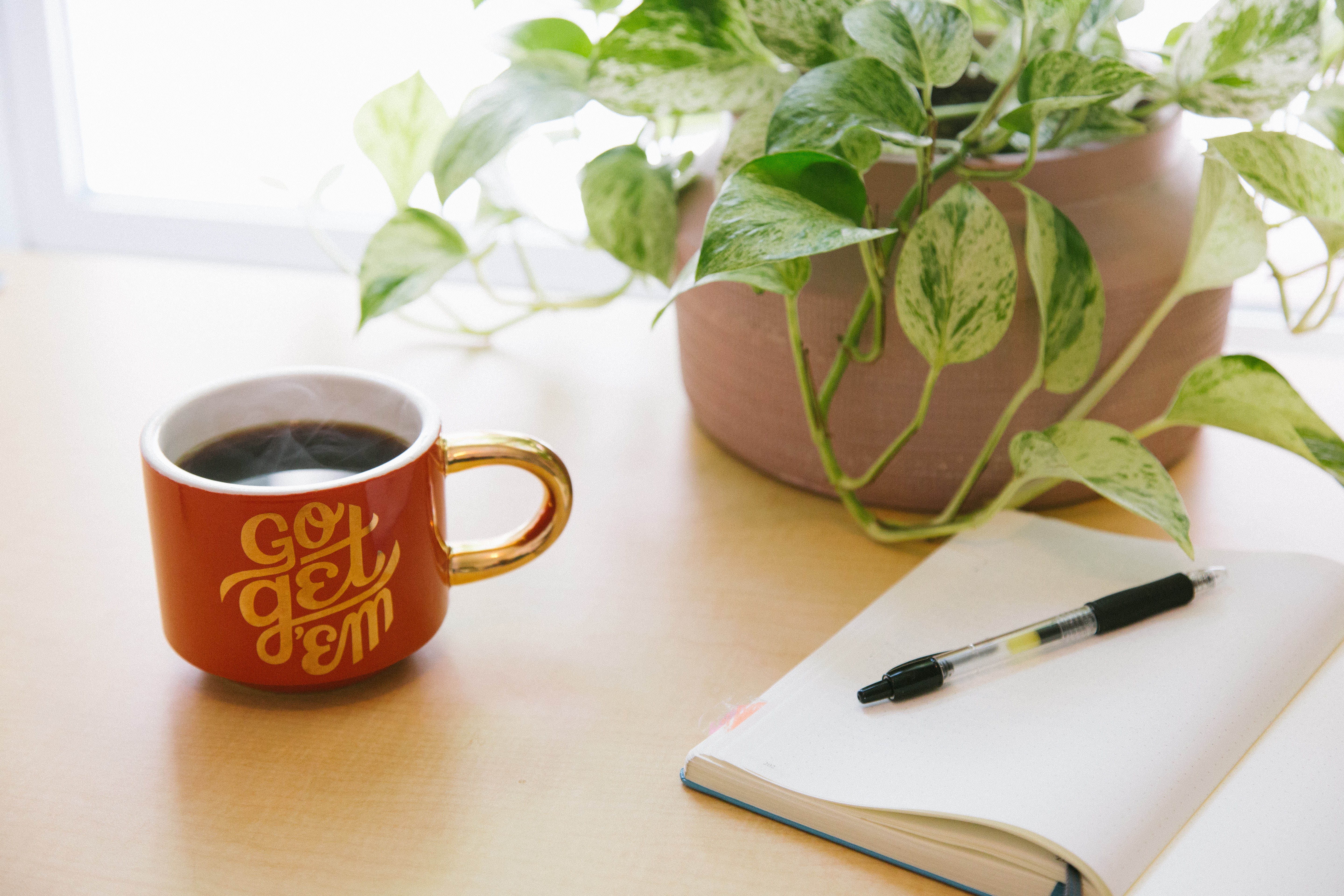 Today’s Sales Leaders Need to Both Manage and Coach